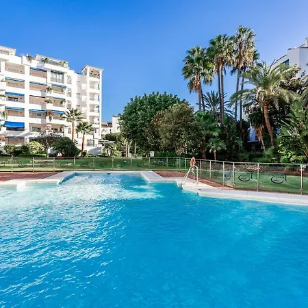 By Riva - Outstanding, Contemporary In Puerto Banus Gardens * 마르베야